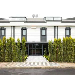 Hotel Gardenmode Airport ***